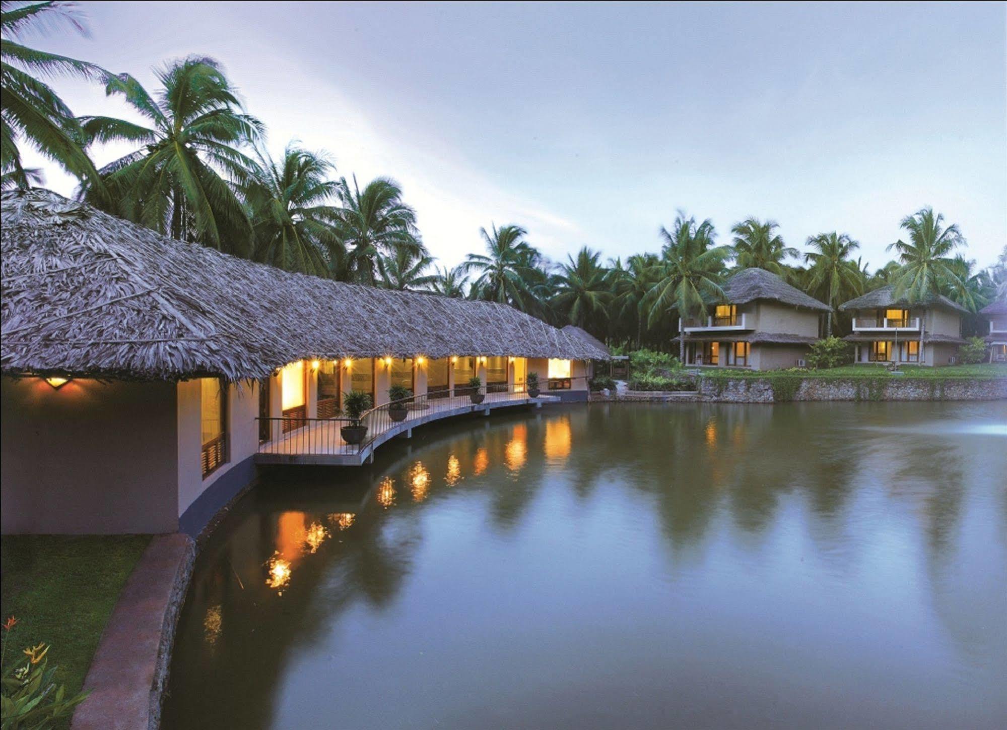 Coco Lagoon By Great Mount Hotel Pollāchi Kültér fotó