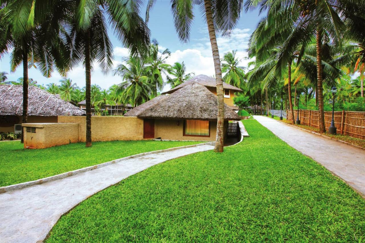 Coco Lagoon By Great Mount Hotel Pollāchi Kültér fotó